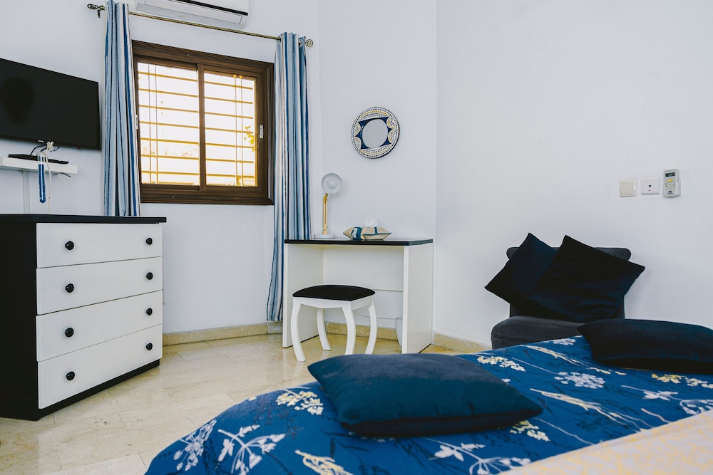 Villa Jaddis 36/50