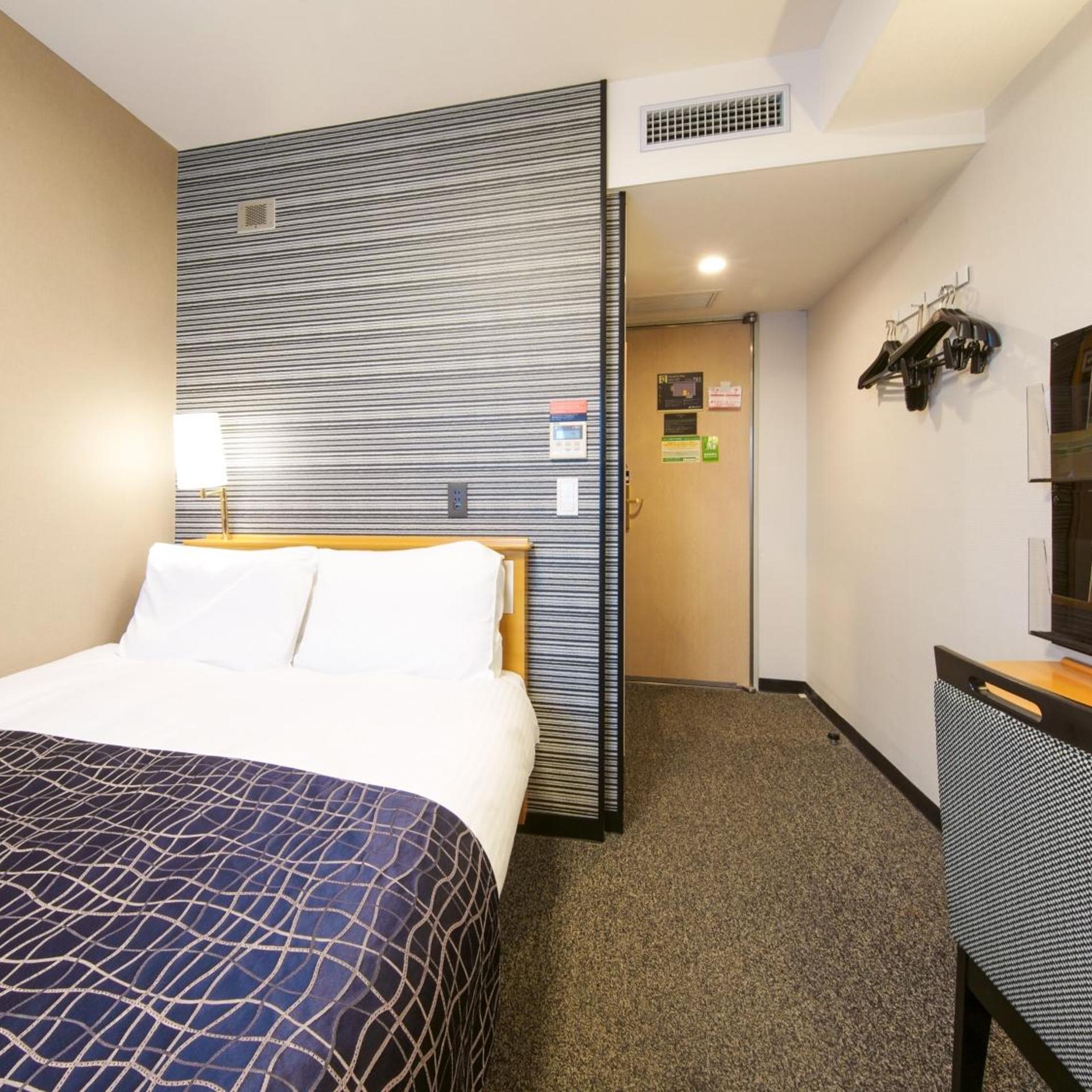 Room, Semi Double Bed