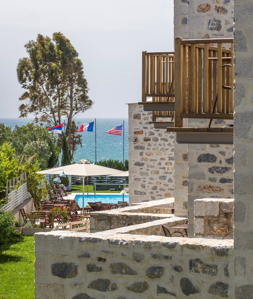 Thirides Beach Resort 26/33