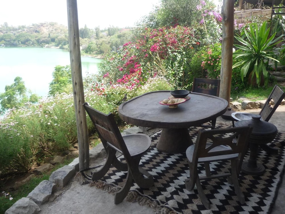 Babogaya Lake Viewpoint Lodge 28/31