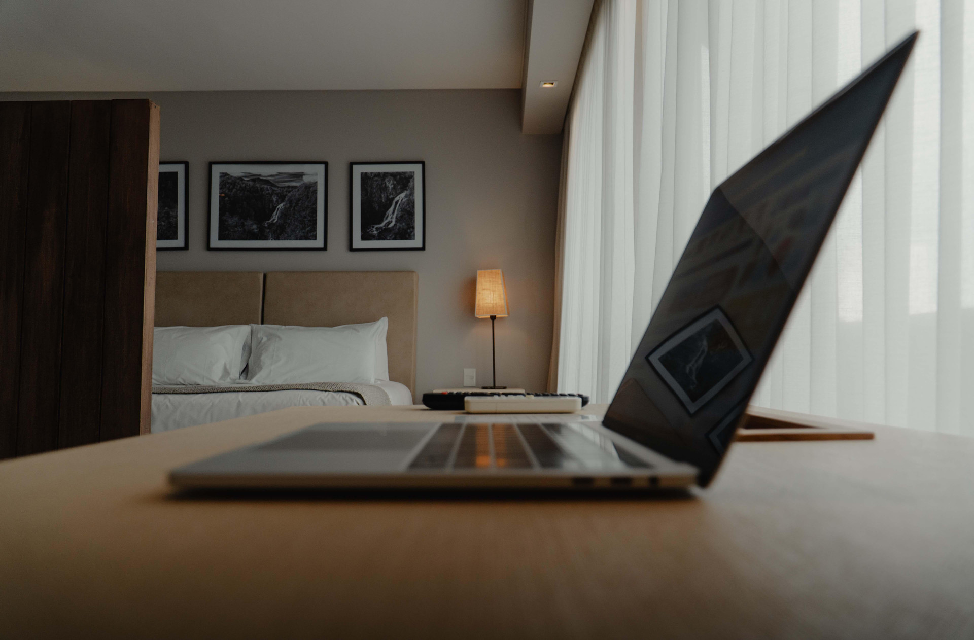 Executive, Suite, Street View