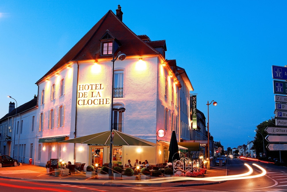 CITÔTEL DE LA CLOCHE 1/48