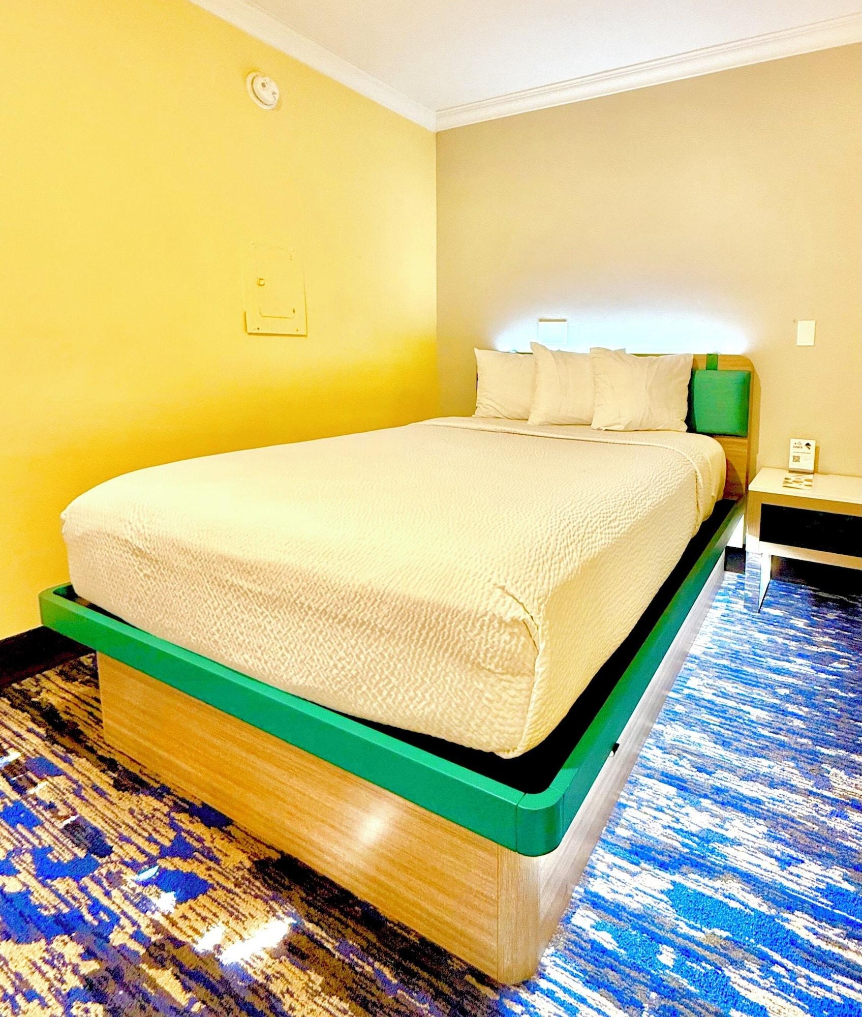 Suite, Multiple Beds, Accessible