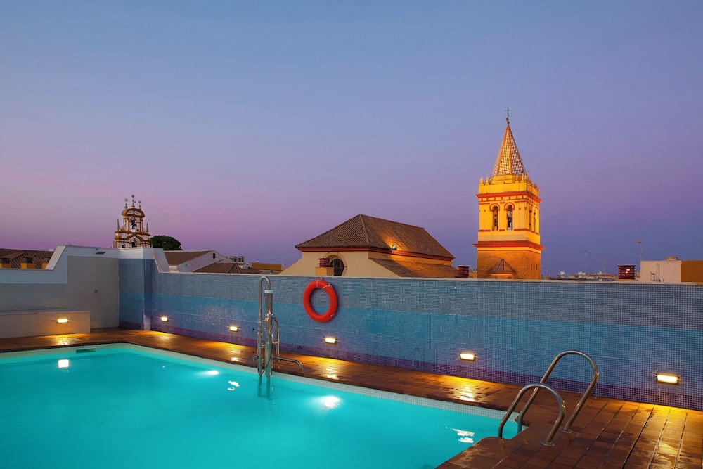 San Gil Hotel 48/56
