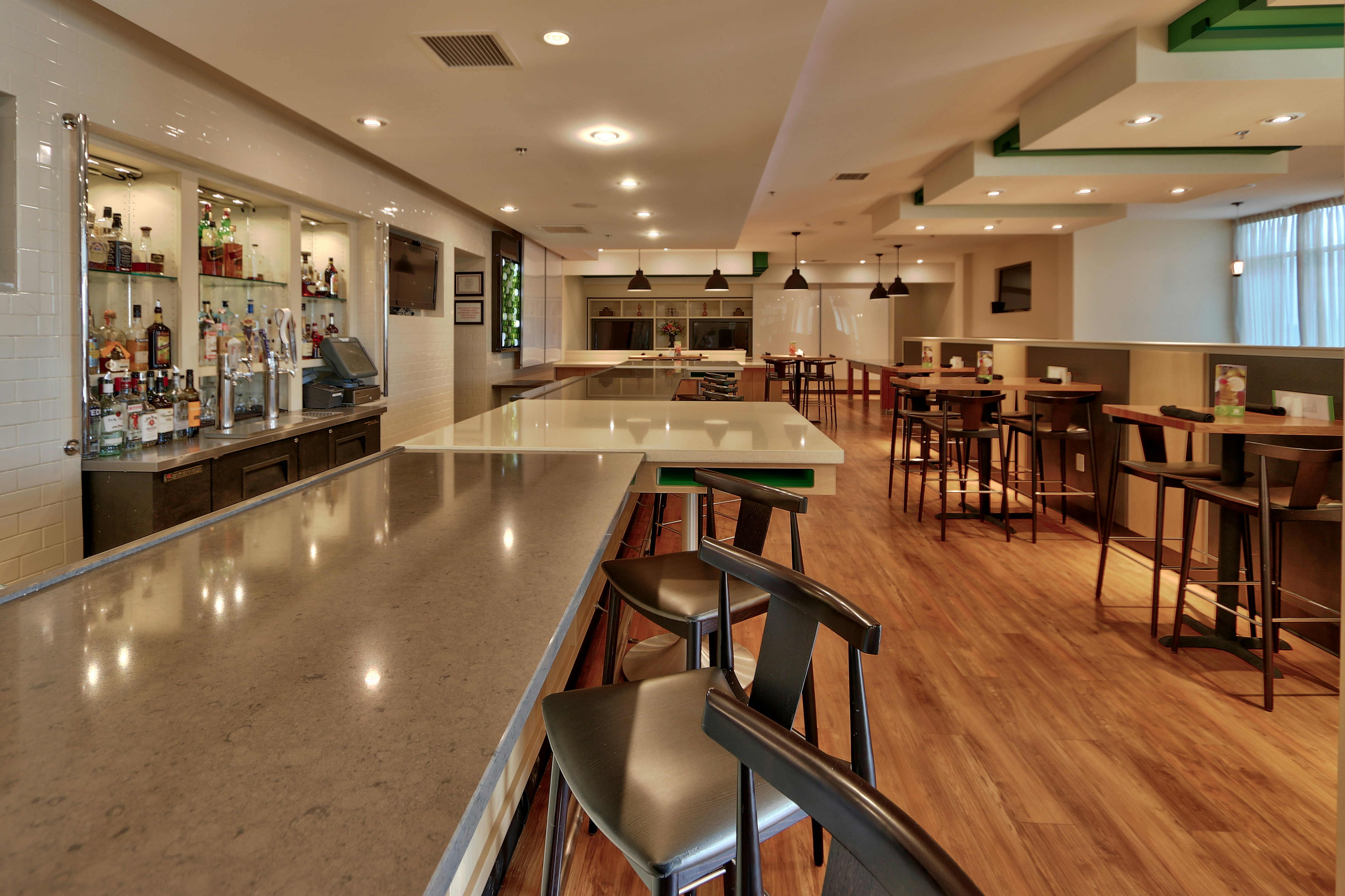 Holiday Inn Roswell 24/37