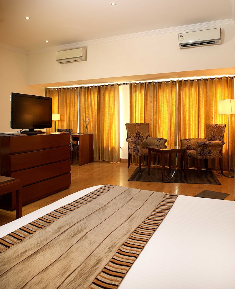 Ahuja Residency Sunder Nagar 29/50