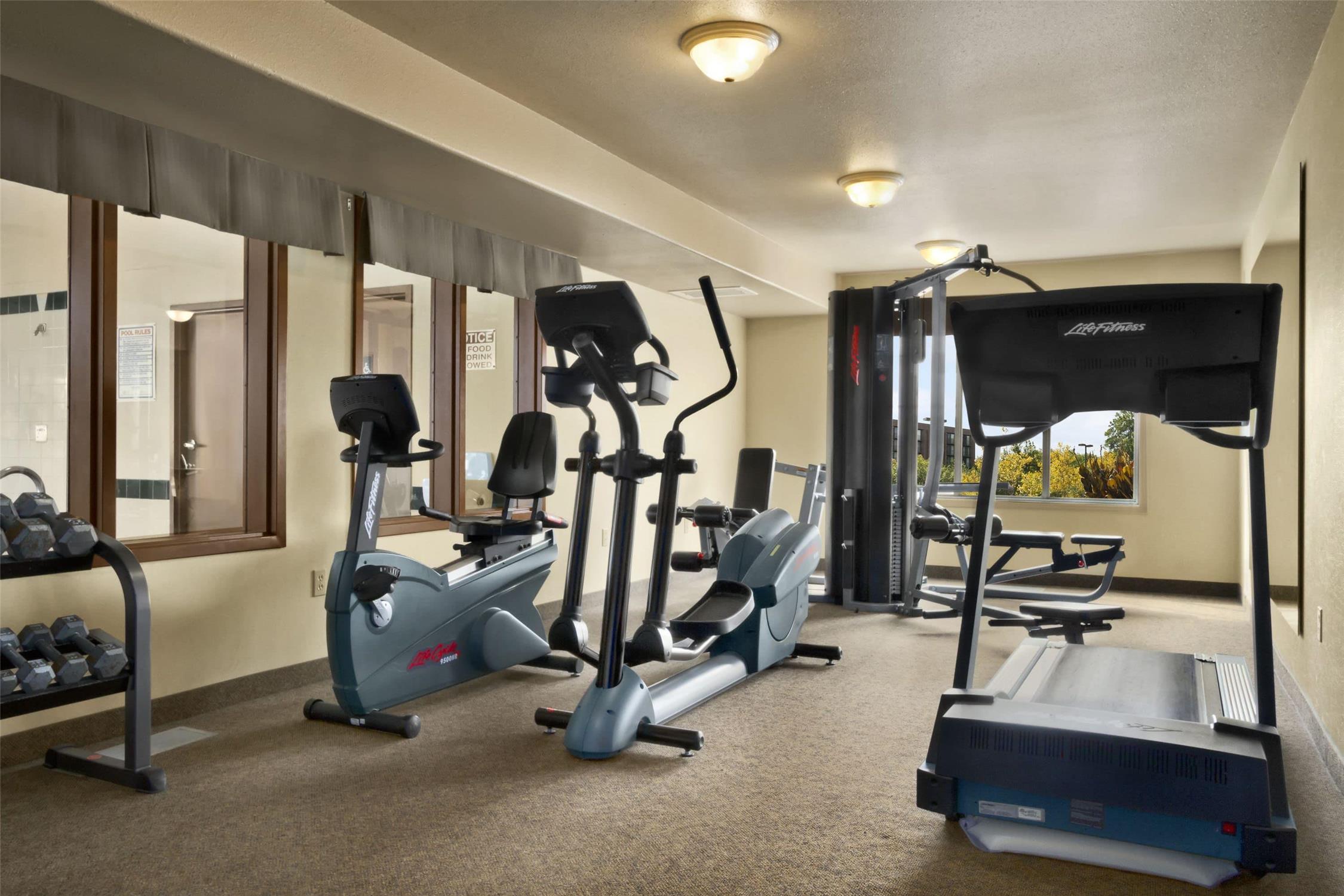 Super 8 By Wyndham Fort St. John Bc 5/10