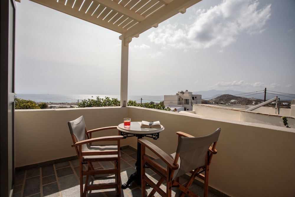Proteas Studios 35/48