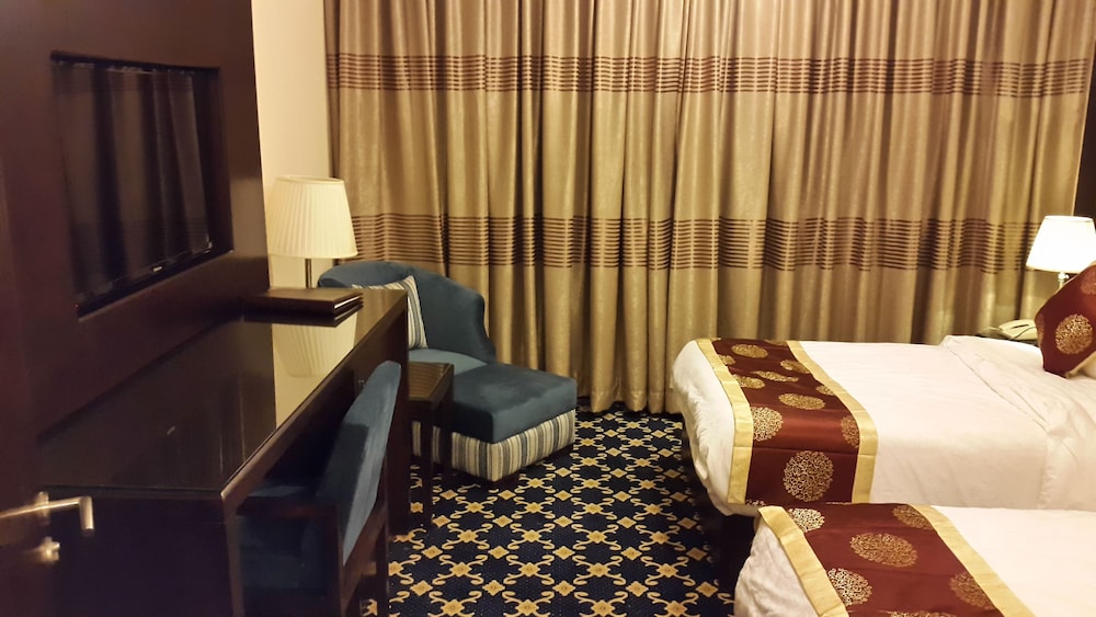 Al Thuraya Hotel 21/35
