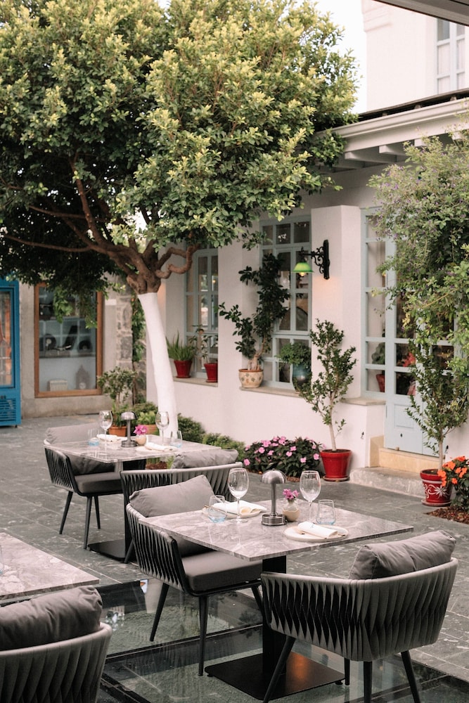 Kocadon Hotel 43/50