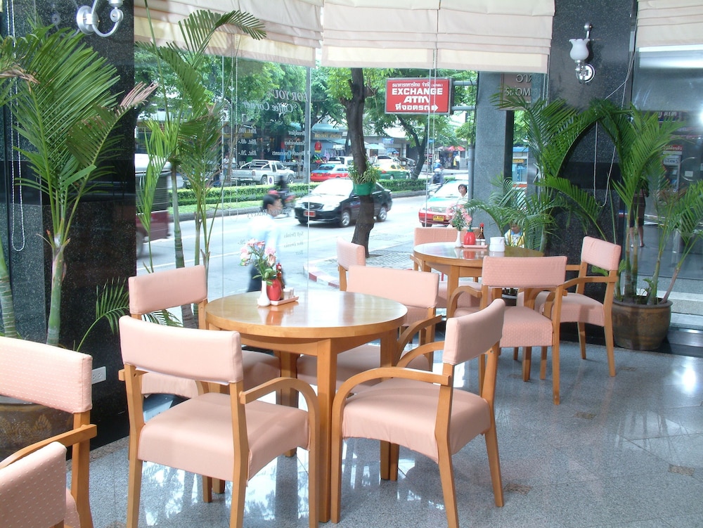 Zen Rooms Silom Soi 17 50/62