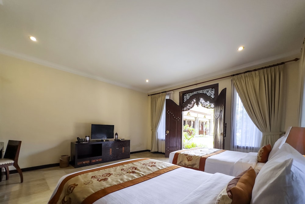 DELUXE, TWIN BEDS, TERRACE