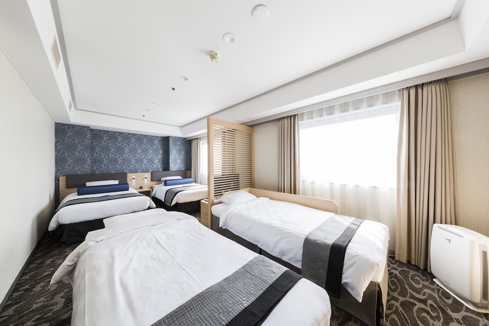 Shin-Osaka Esaka Tokyu REI Hotel 16/68