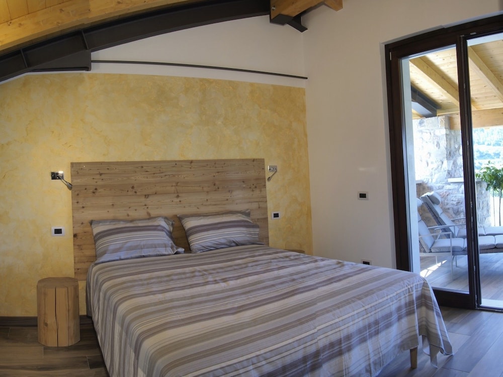 Residence Rustico 12/50