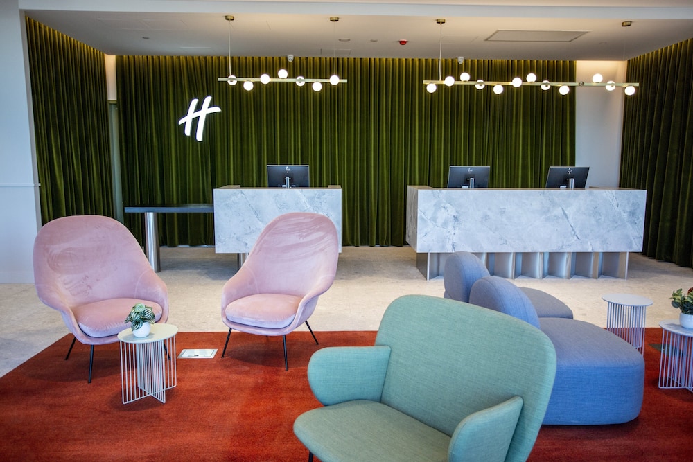 HOLIDAY INN WERRIBEE 9/75