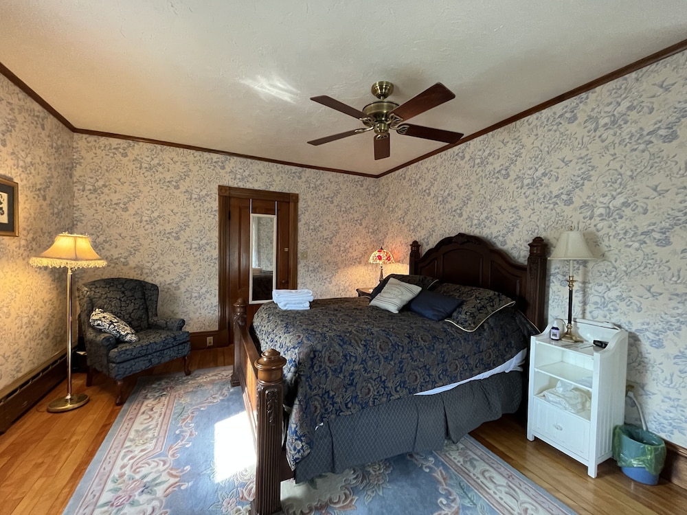 Cheney House 20/50