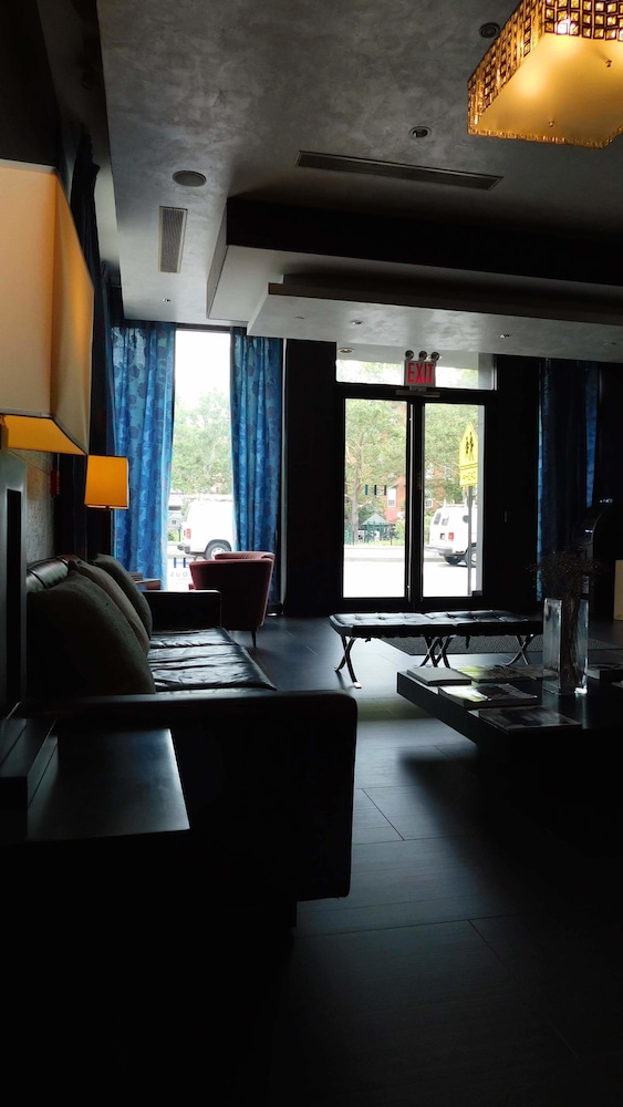 The Ridge Hotel 37/47