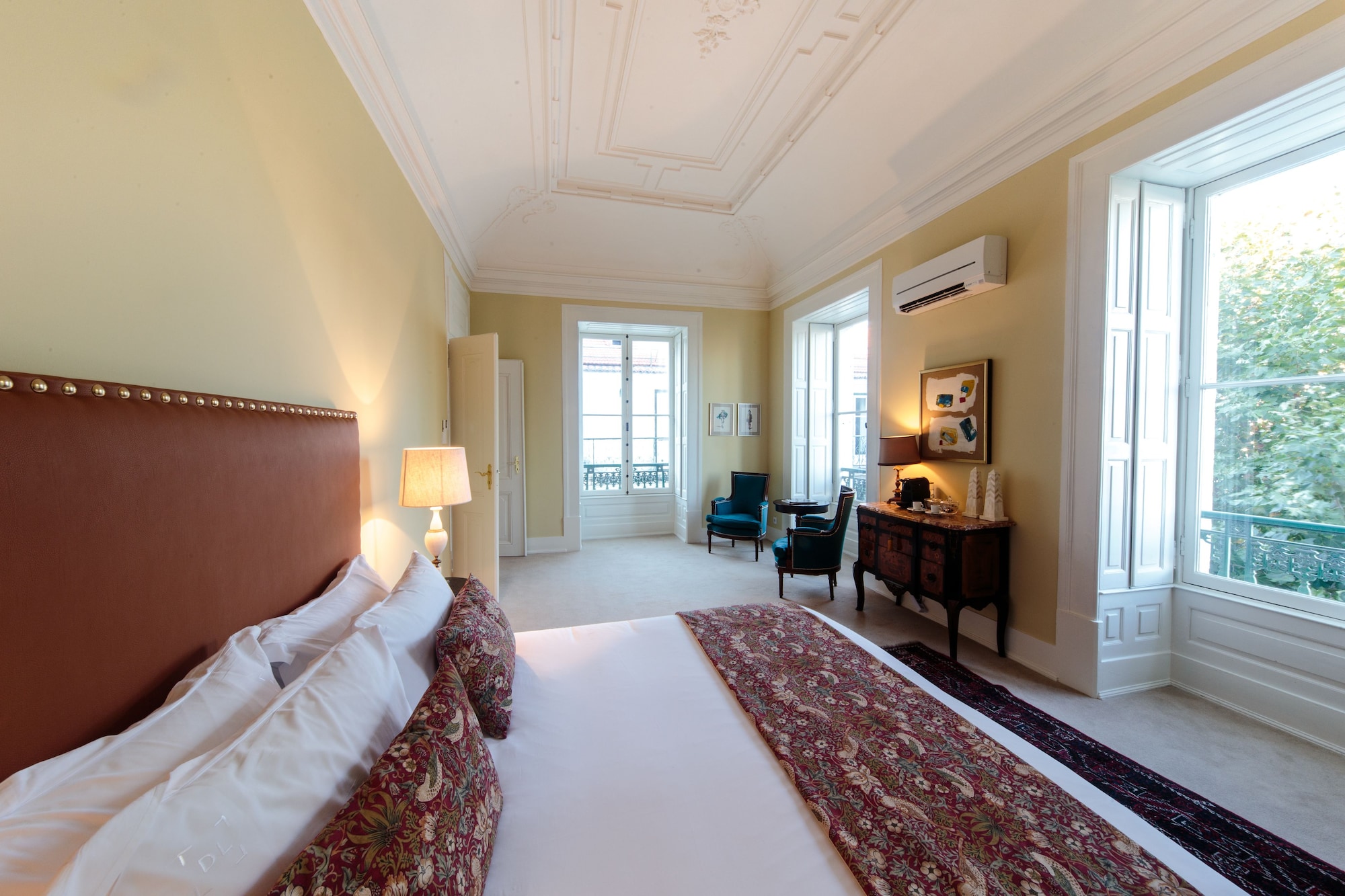 DELUXE, SUITE, PANORAMIC VIEW