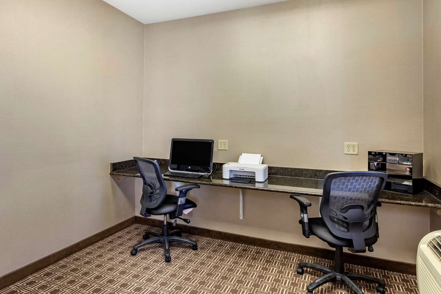 Comfort Inn Evansville - Casper, WY 31/36