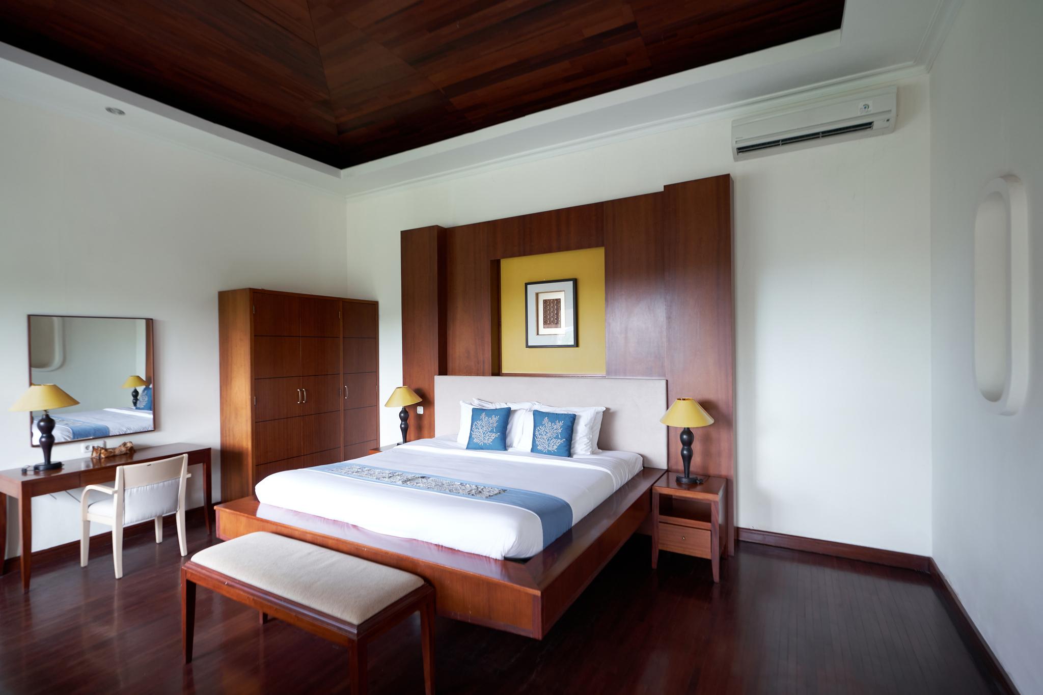 2 Bedrooms, Pool, Villa