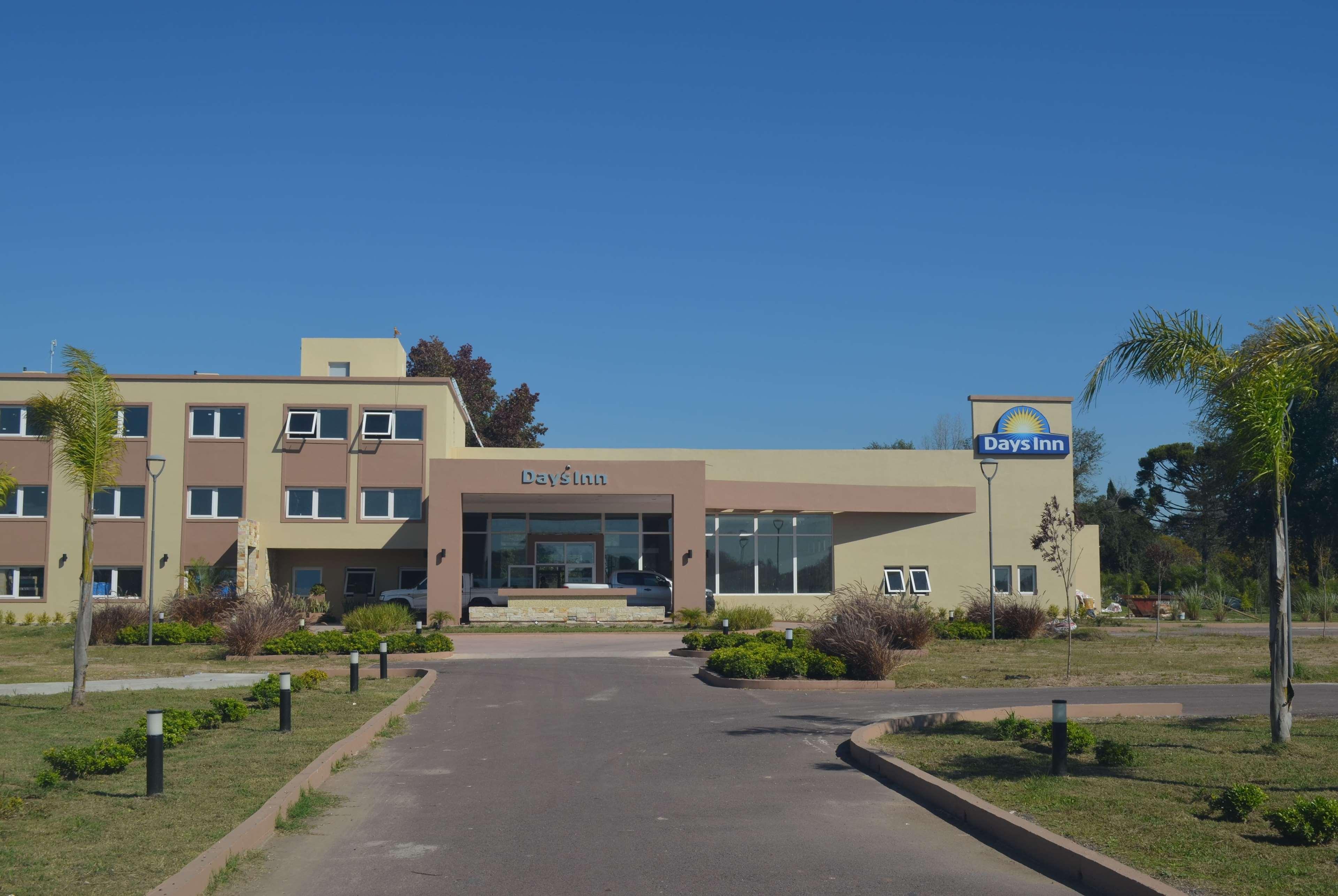 Days Inn by Wyndham Zarate 25/32