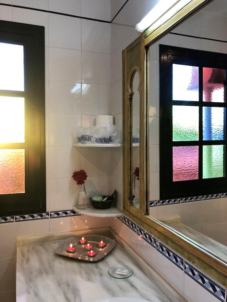 Hostal Alhambra 23/50