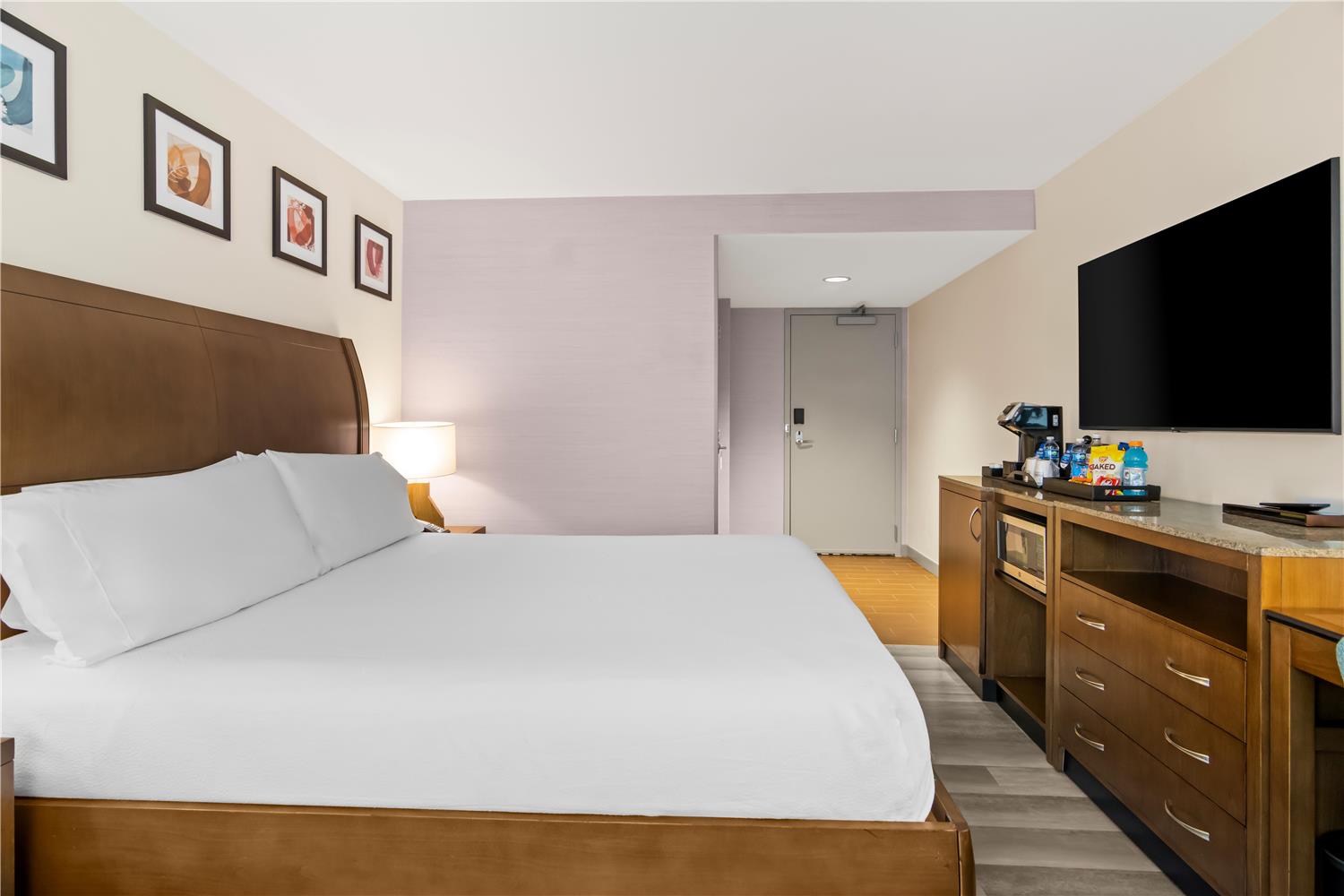 Premium, King Bed