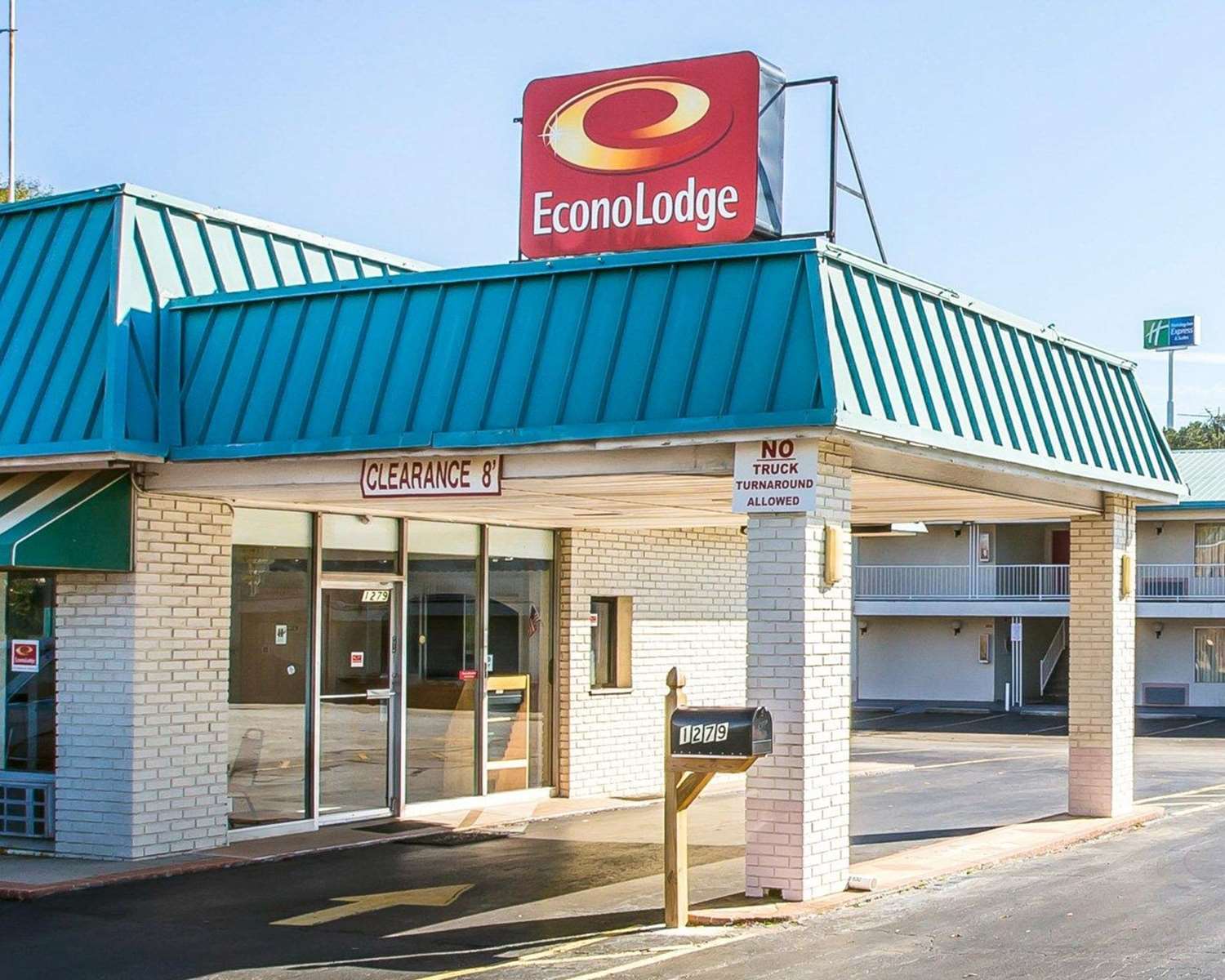Econo Lodge Mc Donough 4/33
