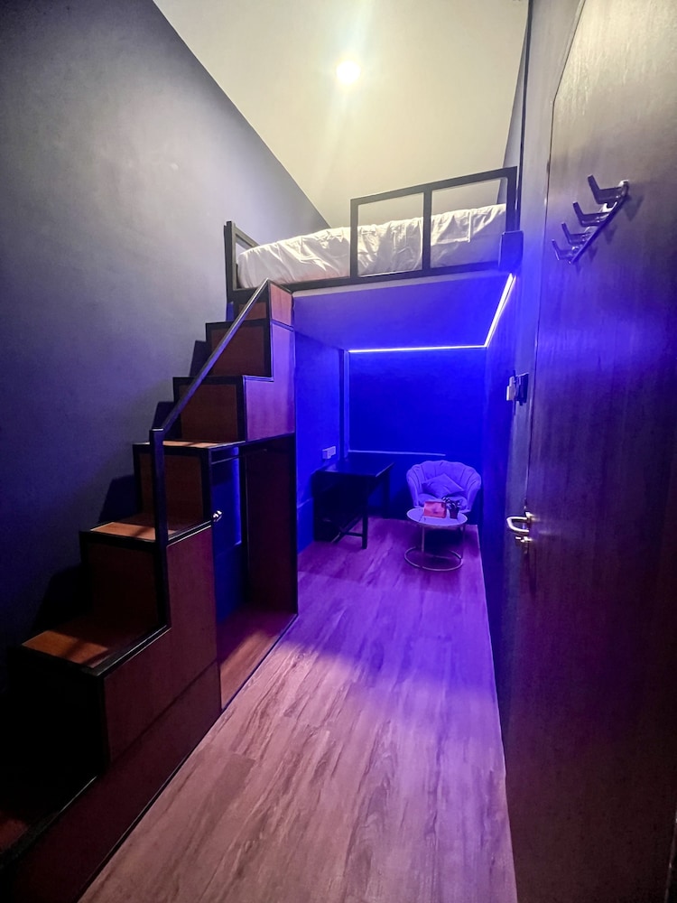 Arena Esports Hotel Bugis 33/50