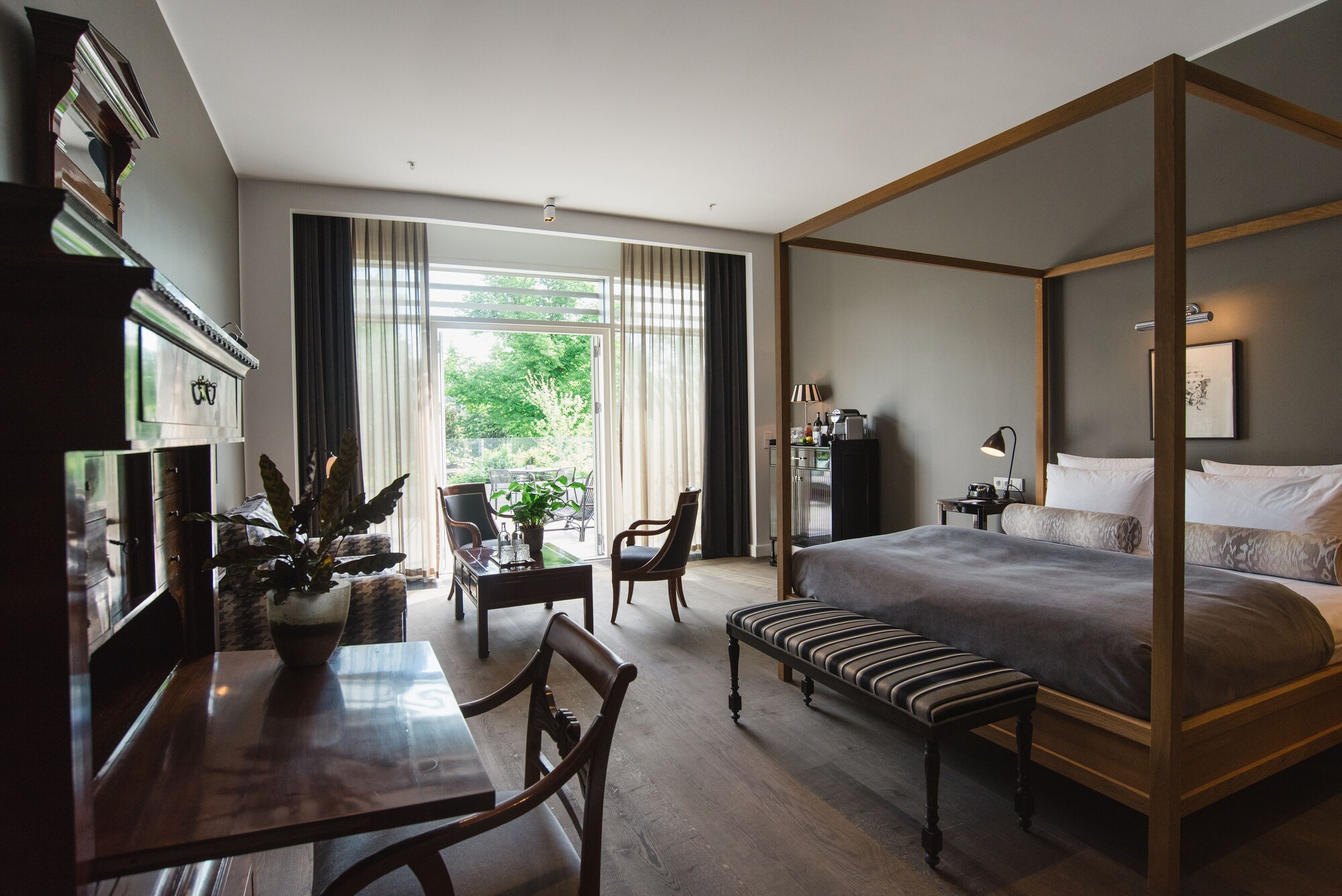 PREMIUM, STUDIO, SUITE, TERRACE
