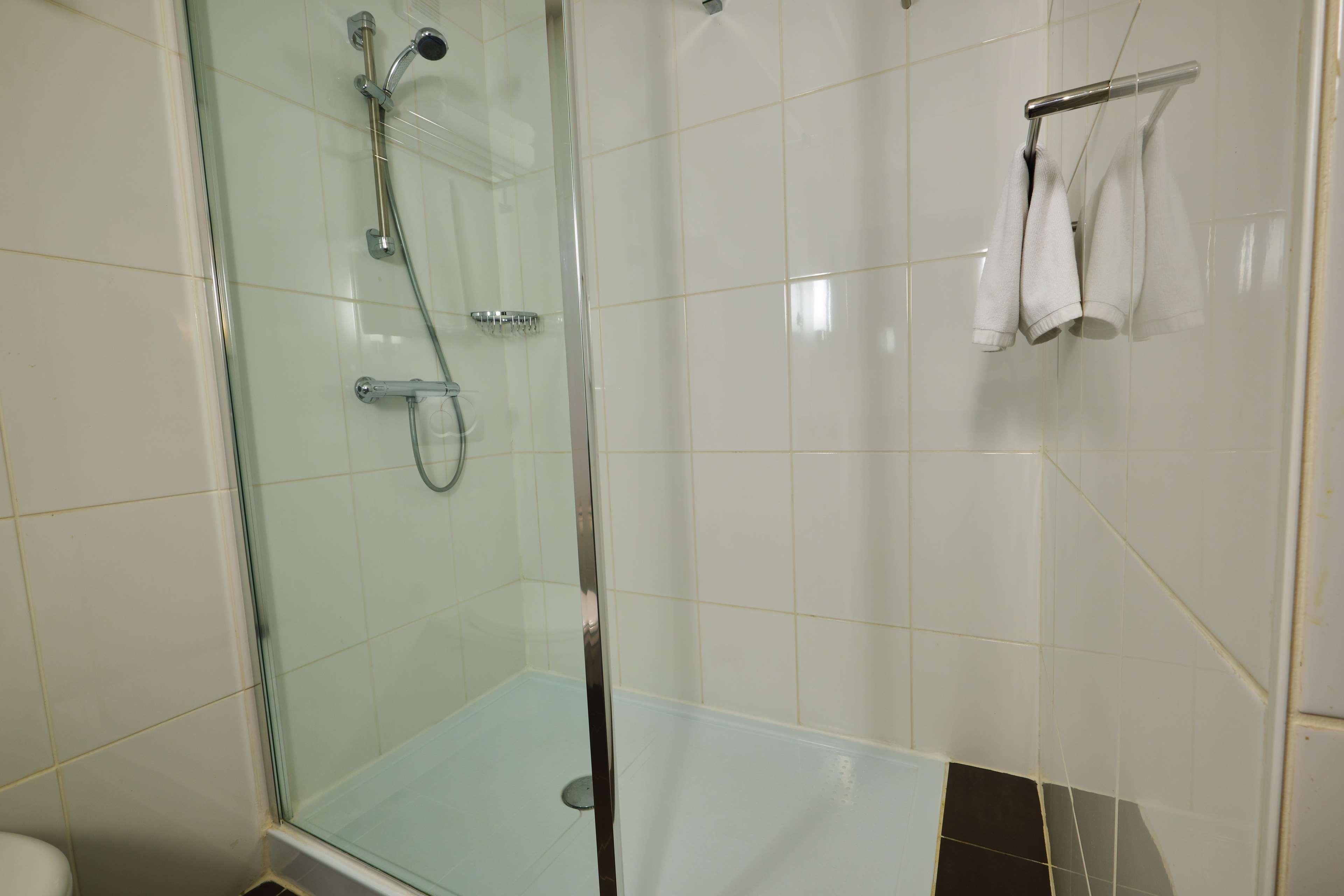 Lancaster Hotel Accra 50/50
