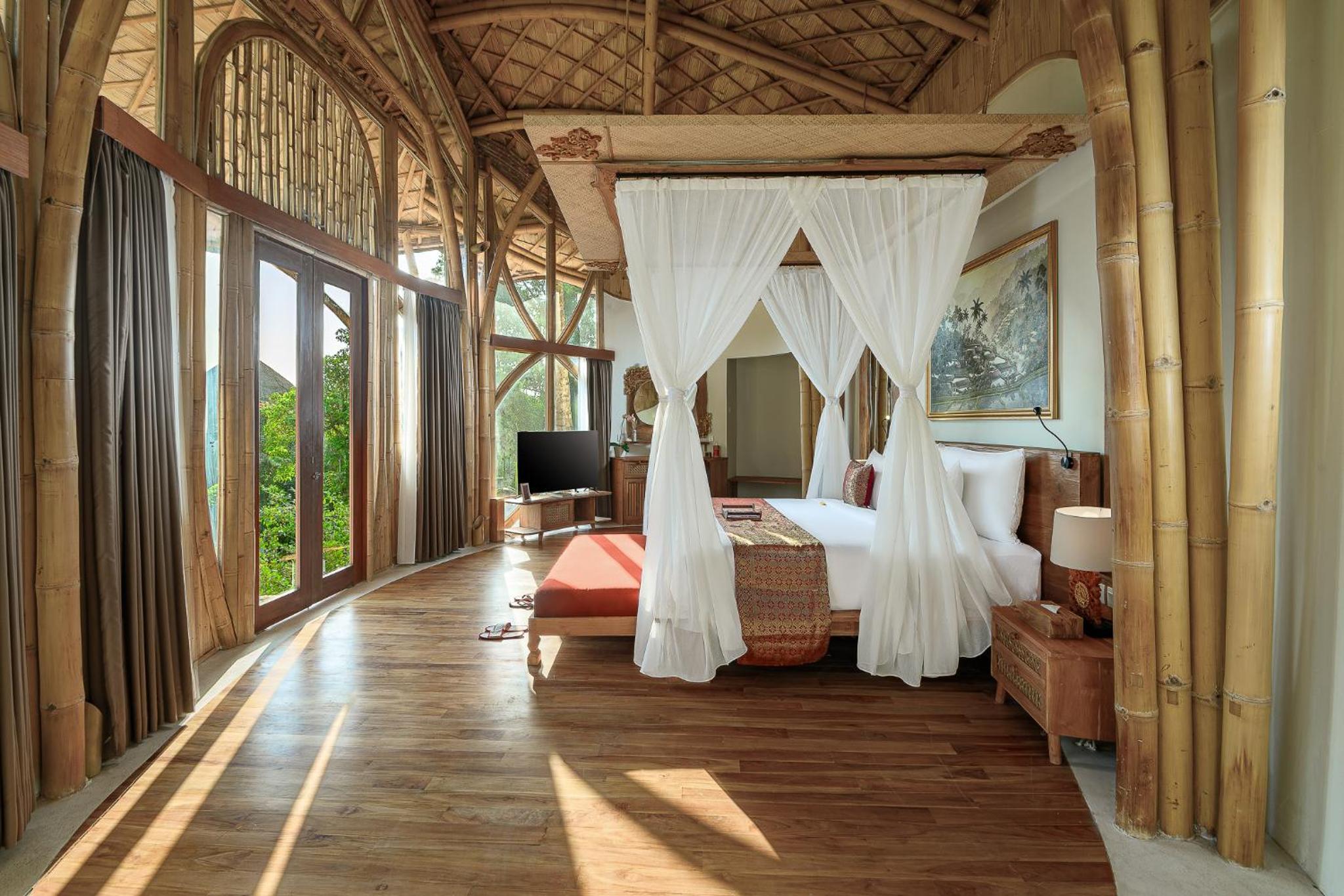 Royal, Duplex, Pool, Villa