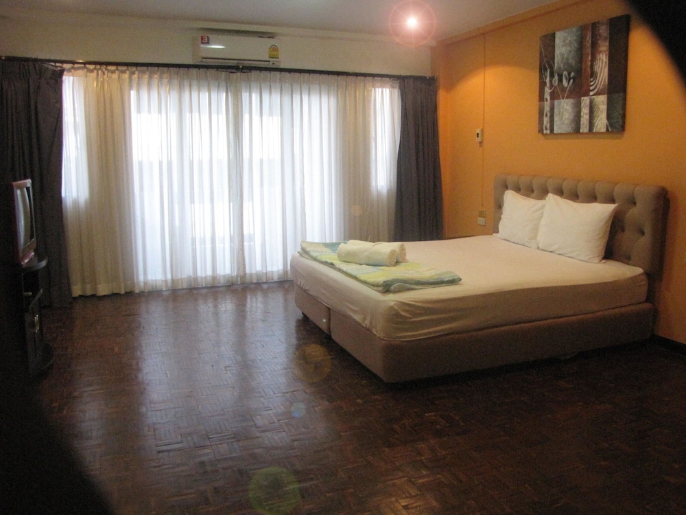 Say Cheese Guesthouse Hua Hin 12/29