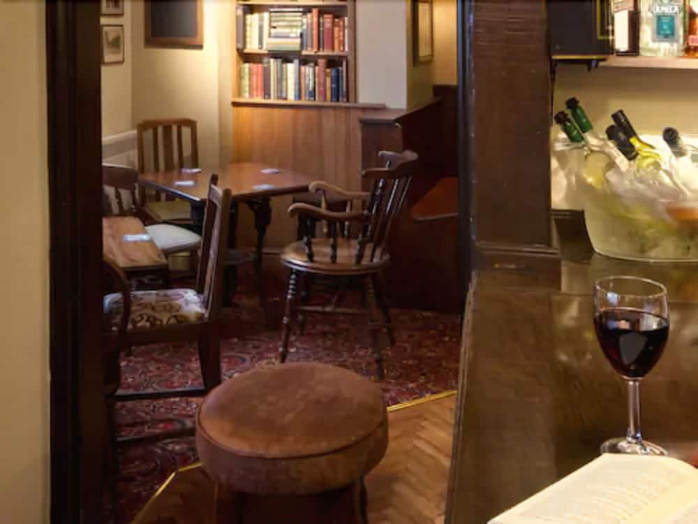 The Talbot Inn 32/44