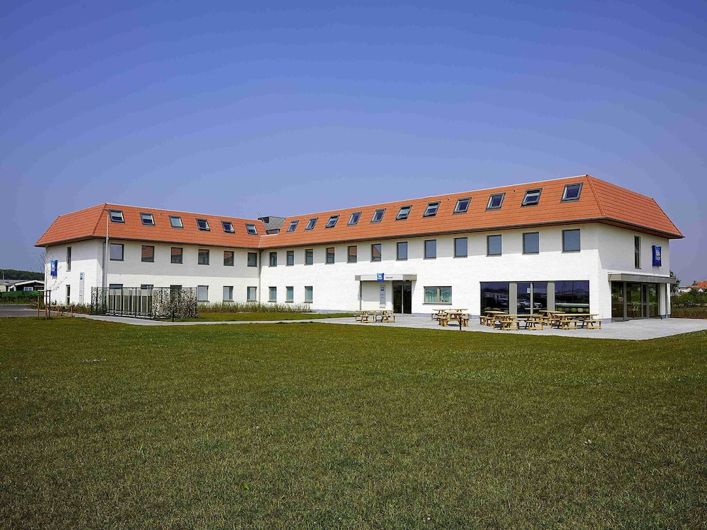 Ibis Budget Oostende Airport 65/72