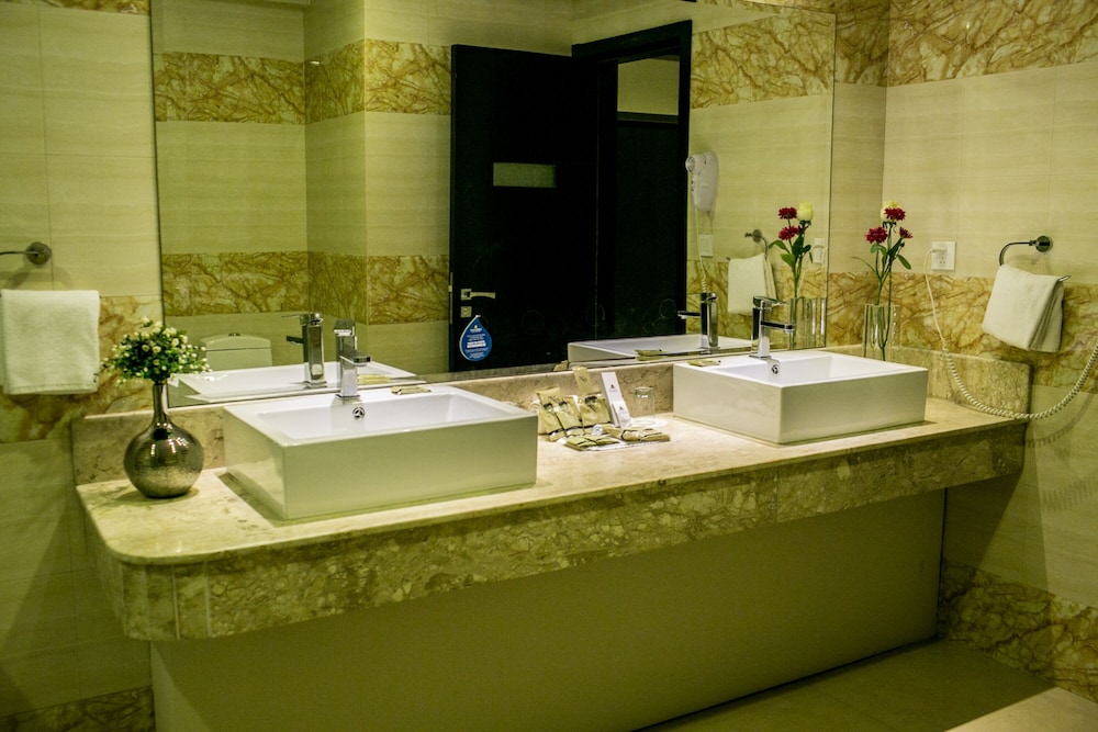 Gran Nobile Hotel & Convention 32/33