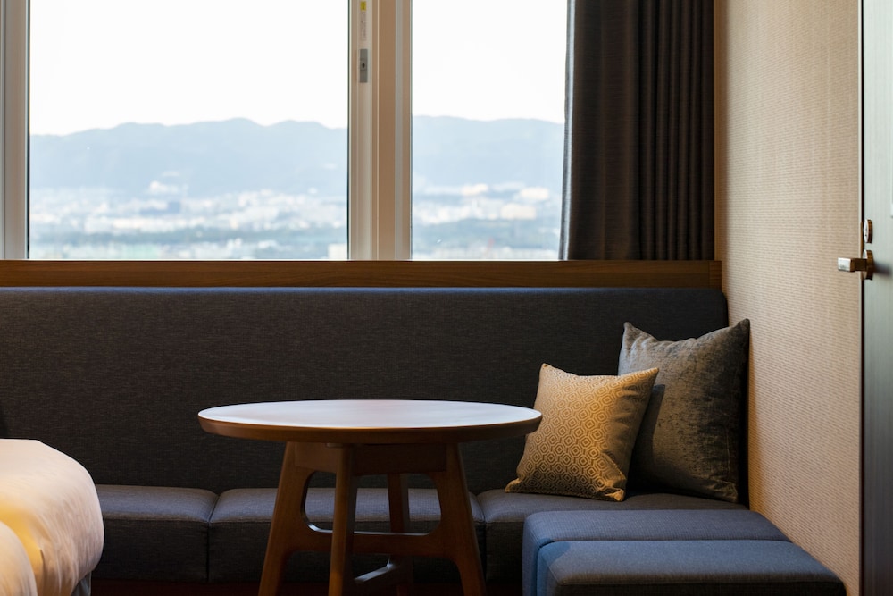 Karaksa Hotel Grande Shin-Osaka Tower 48/68