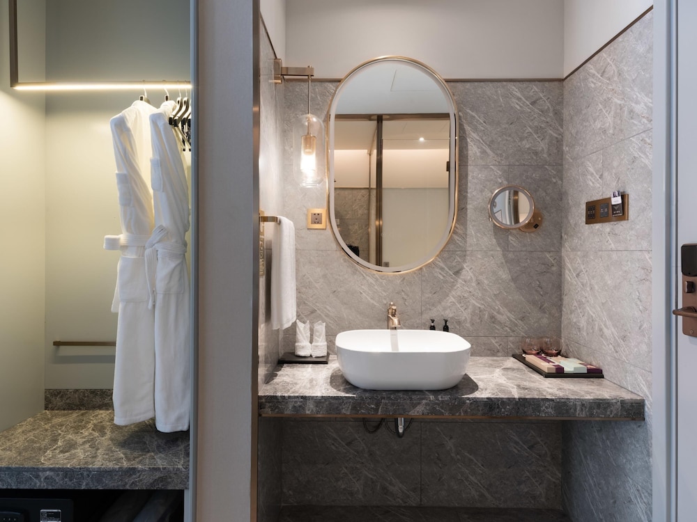 Mercure Xian North 42/46