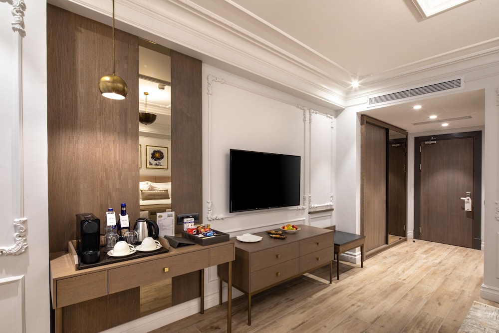 Mula Hotel 42/50