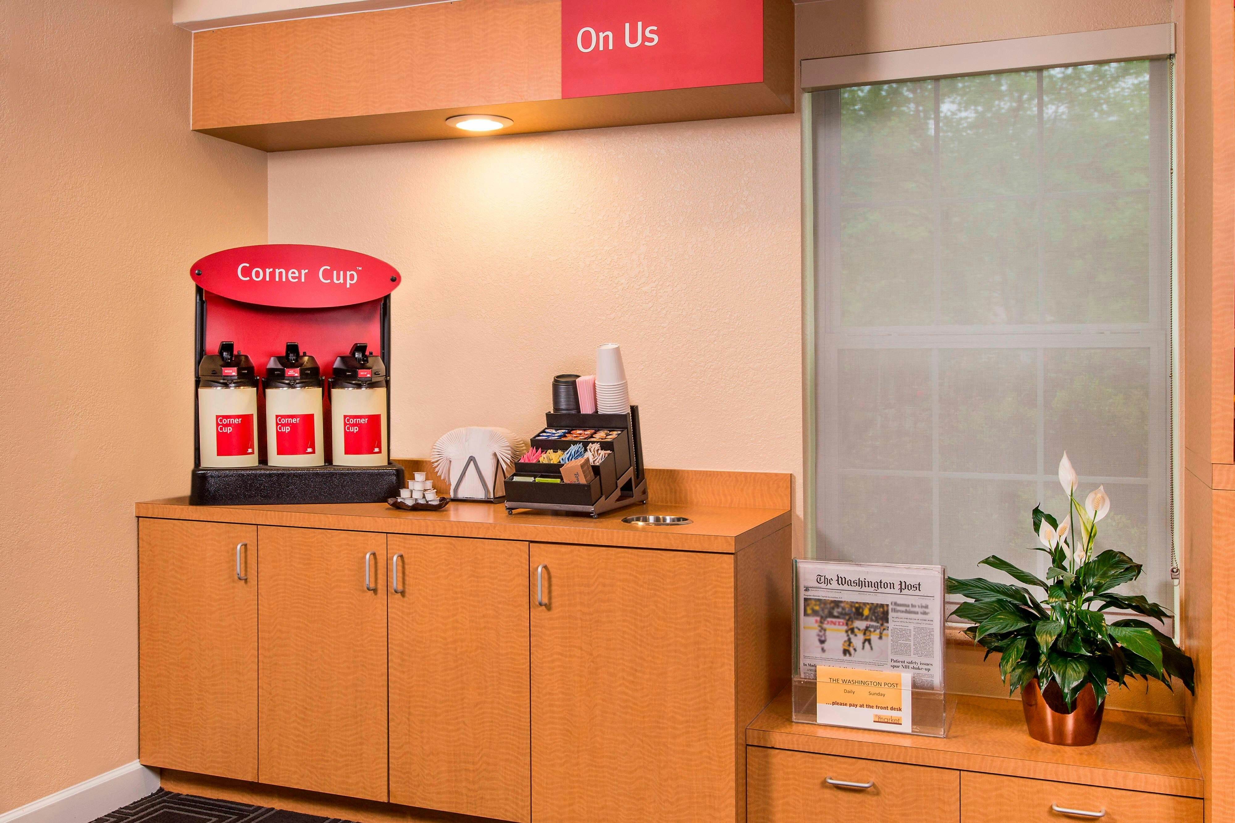 Towneplace Suites By Marriott Clinton At Joint Base Andrews 2/8