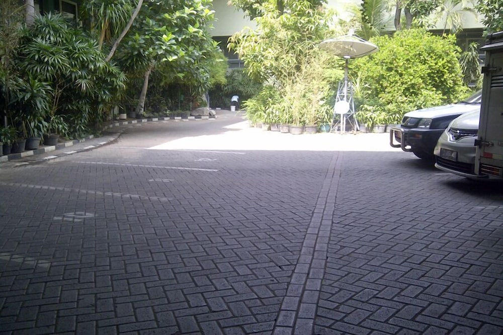 New Grand Park Hotel 47/49
