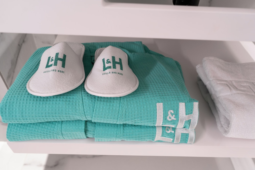 L H Callao Selection 139/156