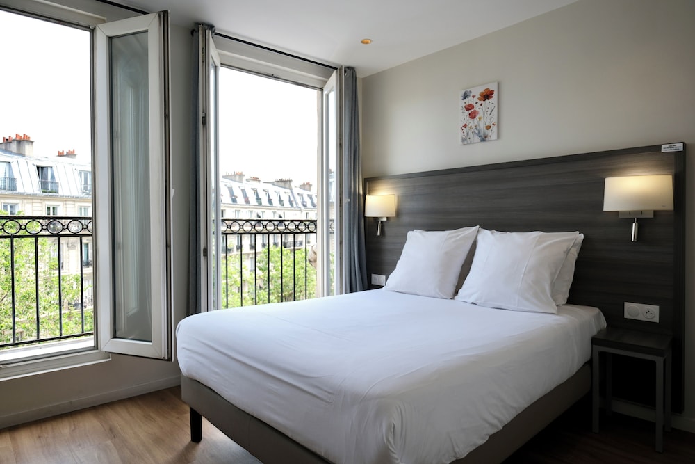 Hipotel Paris Voltaire Bastille 24/55