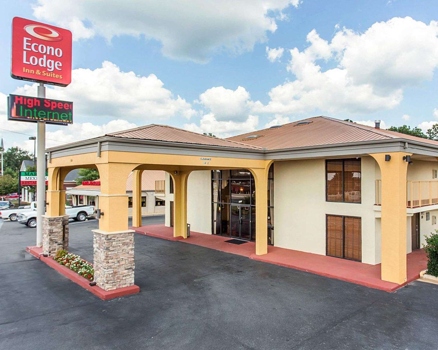 Econo Lodge Inn & Suites Griffin North 1/7