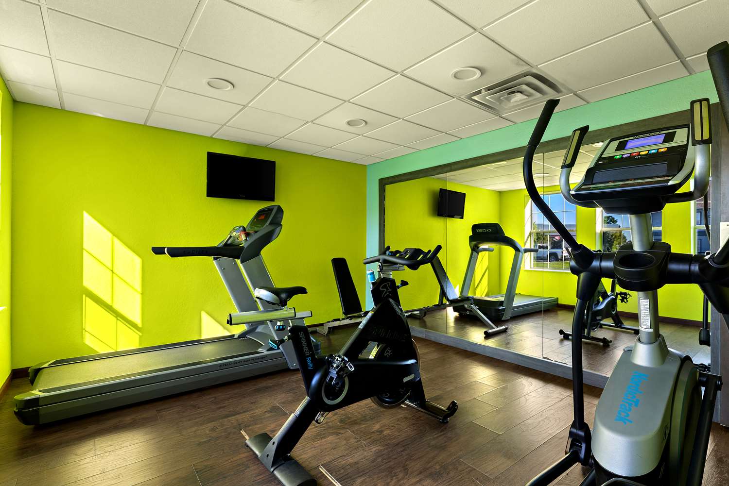 SureStay Plus Hotel by Best Western Tulsa East 6/12