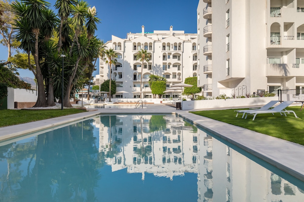 Occidental Puerto Banus 10/75