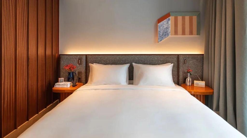 King Deluxe Double Room
