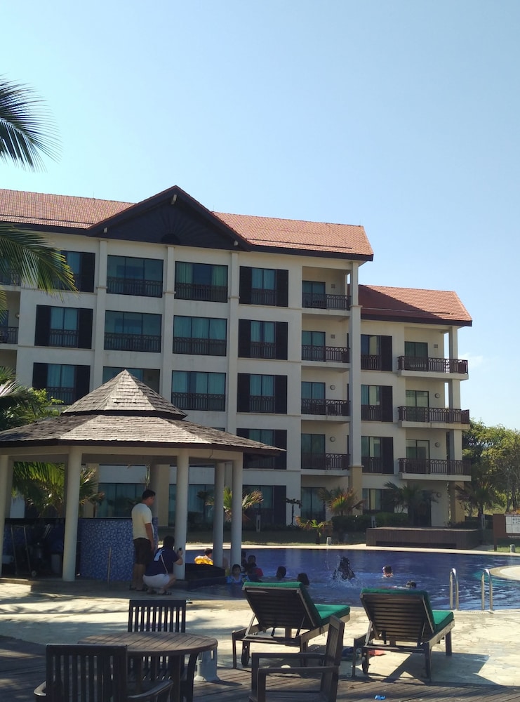 Sabah Beach Villas Suites 6/63