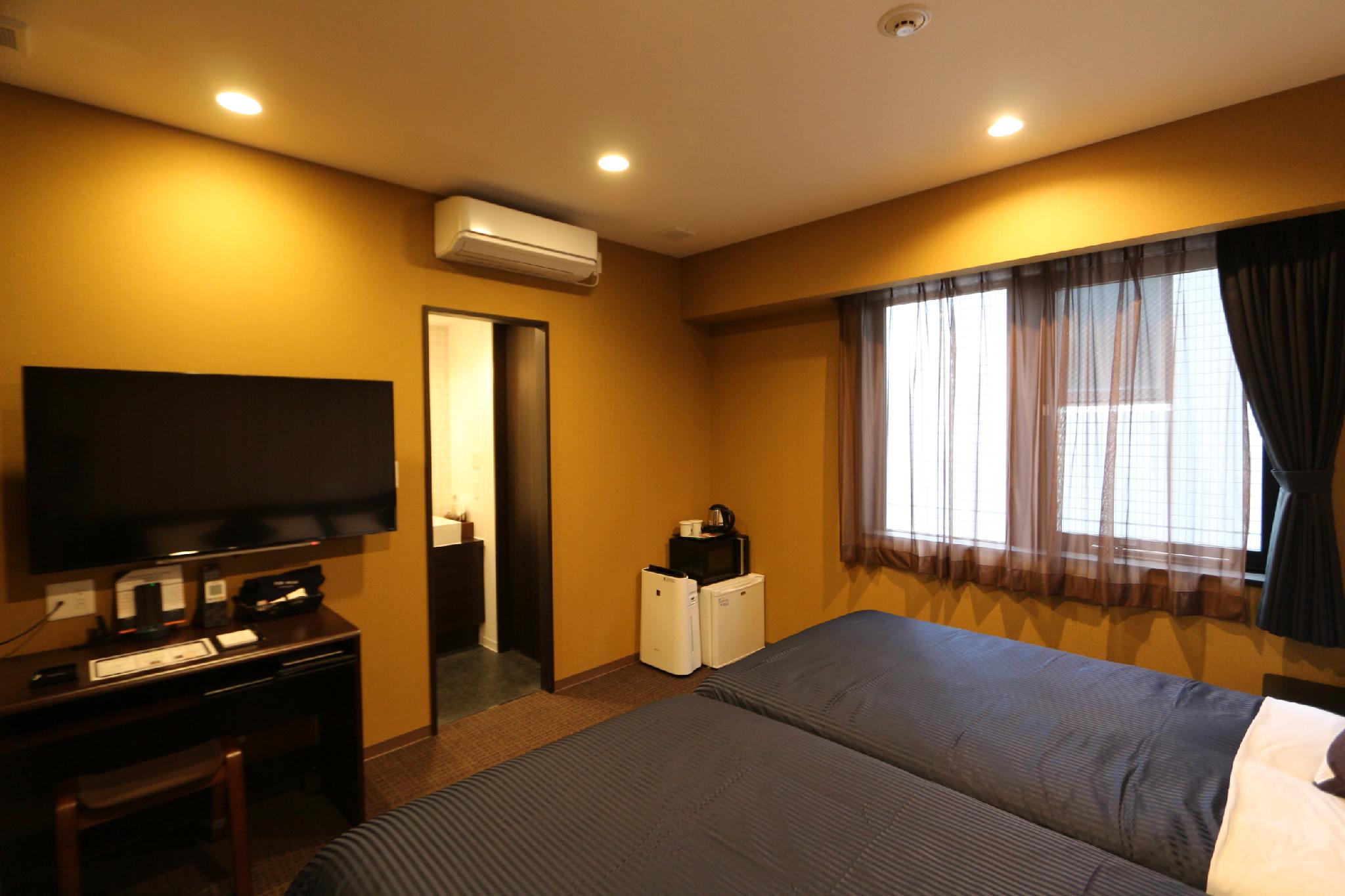 Semi Room, Standard, Semi Double Bed, Twin Beds
