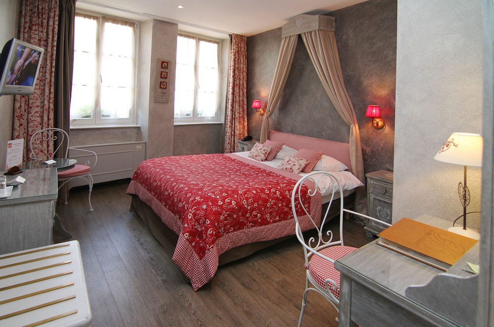 Hotel Beaucour 50/83